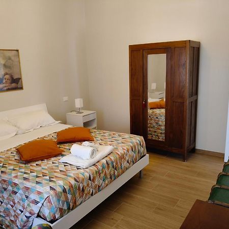 Alloggio Turistico Da Elide Viterbo Esterno foto